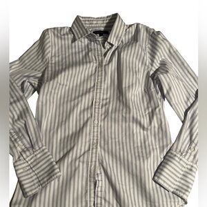 Banana republic women’s Riley blue pinstripe, sz6